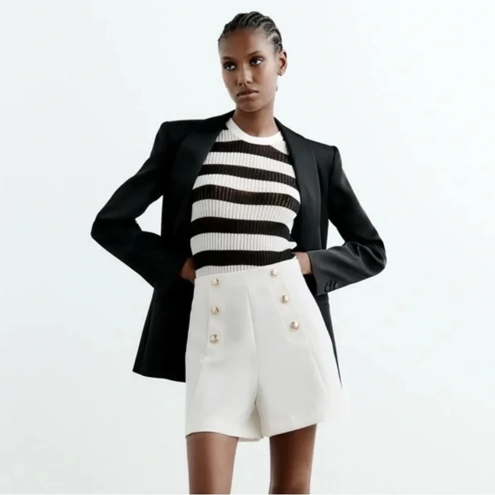 Zara White High Waist Shorts Gold Button Detail XL NWT Preppy Chic